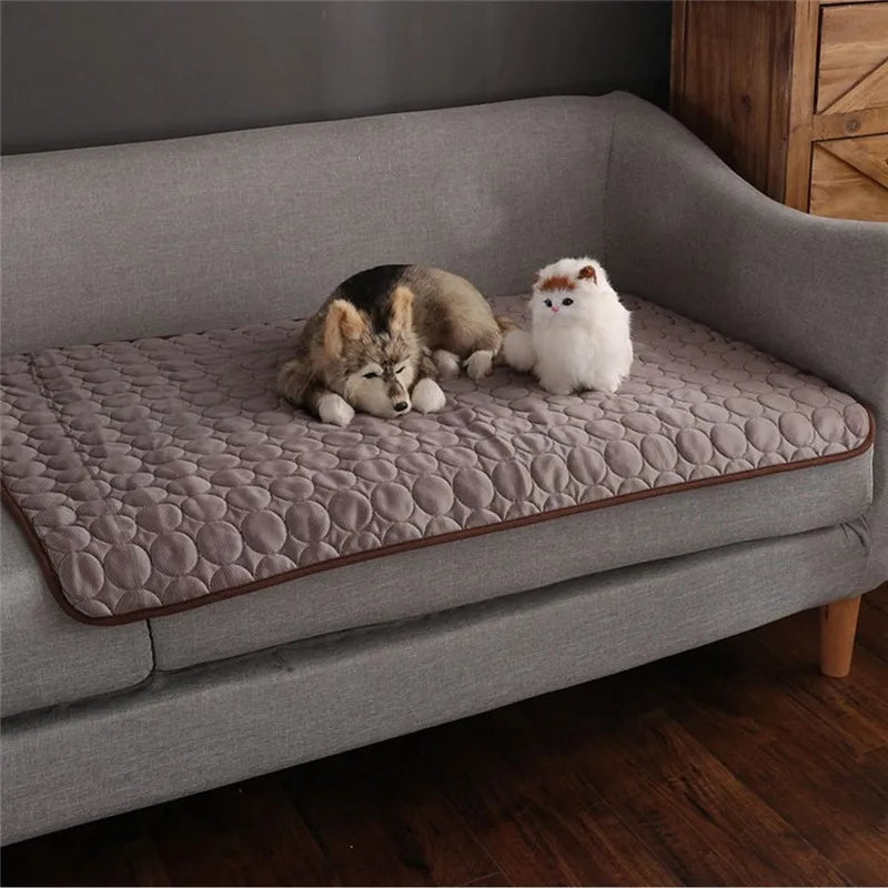Atmungsaktive Sommer Kühlmatte für Hunde & Katzen – Waschbare Weiche Haustier Schlafmatte und Decke für Sofa Auto Kleine Mittlere Große Hunde