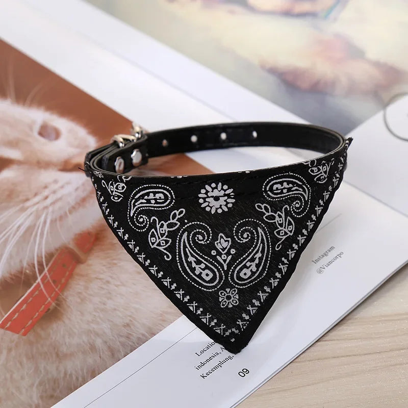 PU-Halsband für Hunde & Katzen mit Halstuch – Verstellbares Haustierhalsband für Kleine & Mittelgroße Hunde, Chihuahuas, Corgis und Welpen