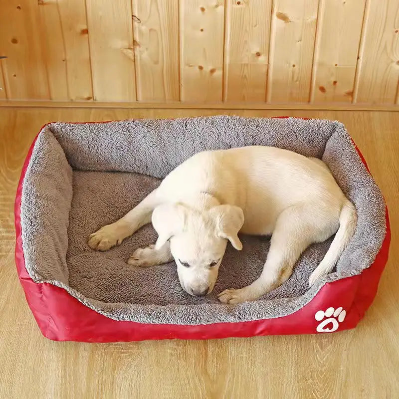 Warmes Quadratisches Haustierbett – Gemütliches Hunde- & Katzenbett