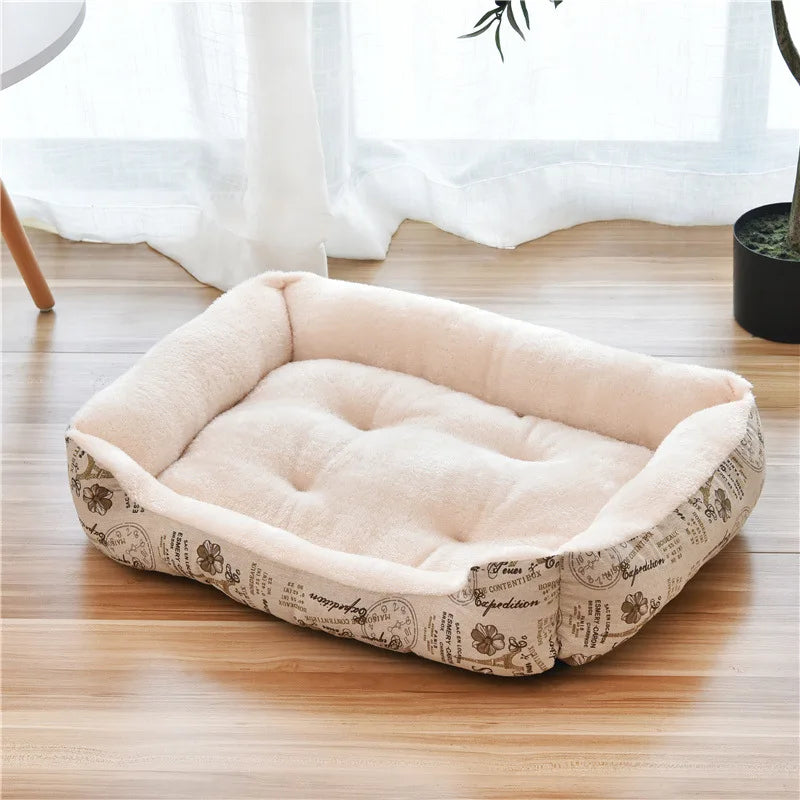 Warmes Quadratisches Haustierbett – Gemütliches Hunde- & Katzenbett