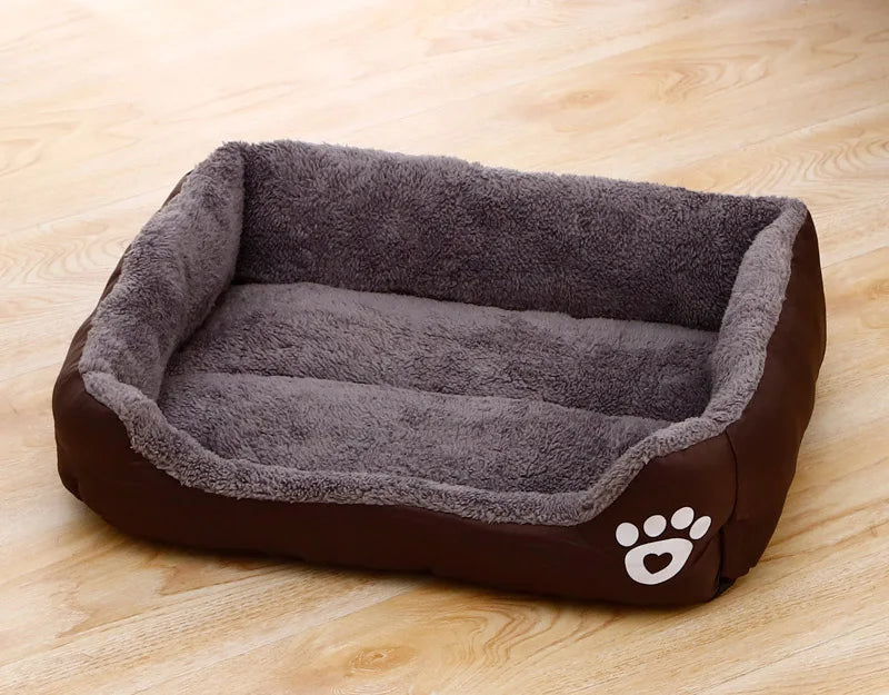 Warmes Quadratisches Haustierbett – Gemütliches Hunde- & Katzenbett